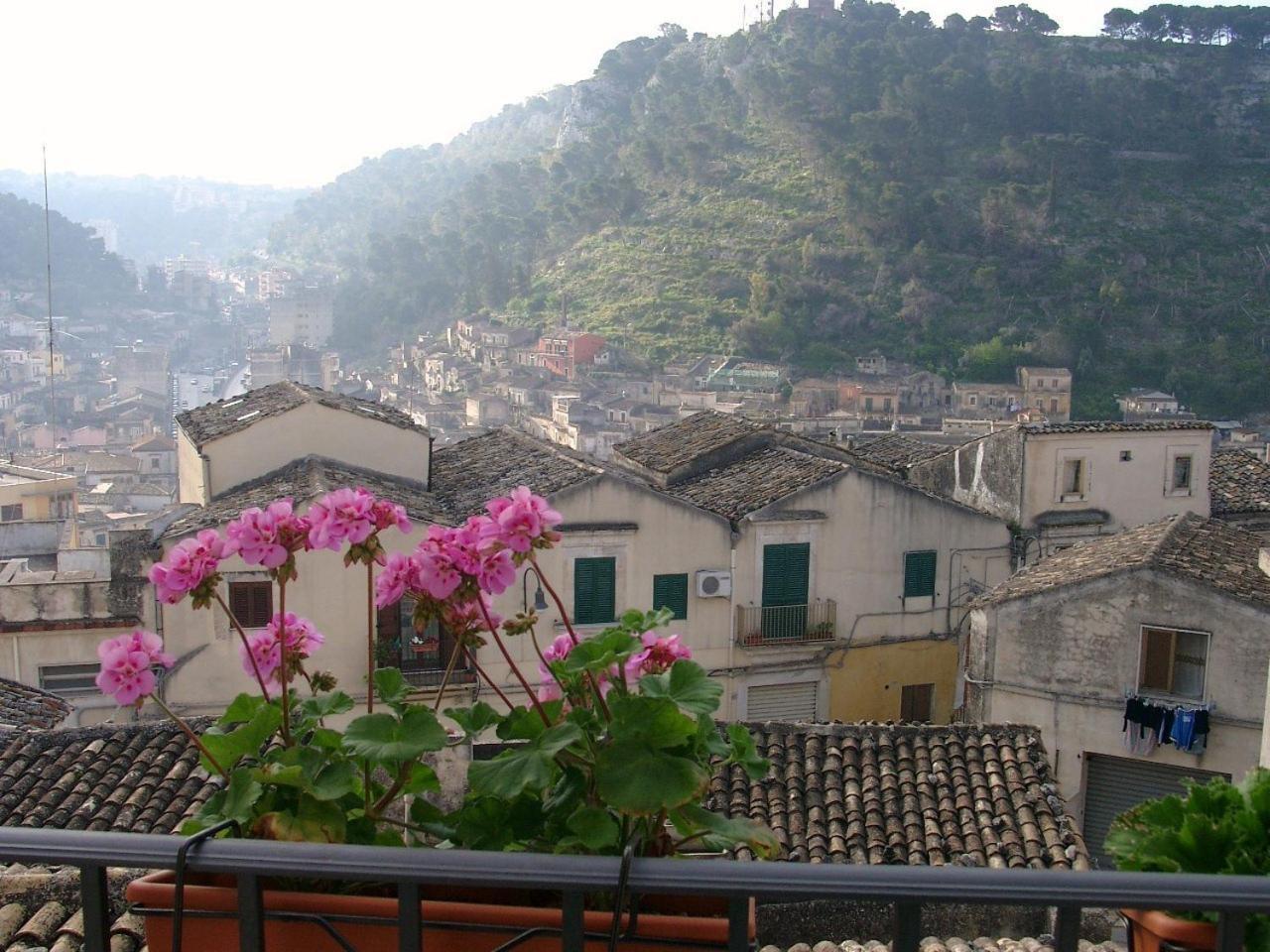 Chicchi Di Melograno Bed & Breakfast Modica Eksteriør bilde